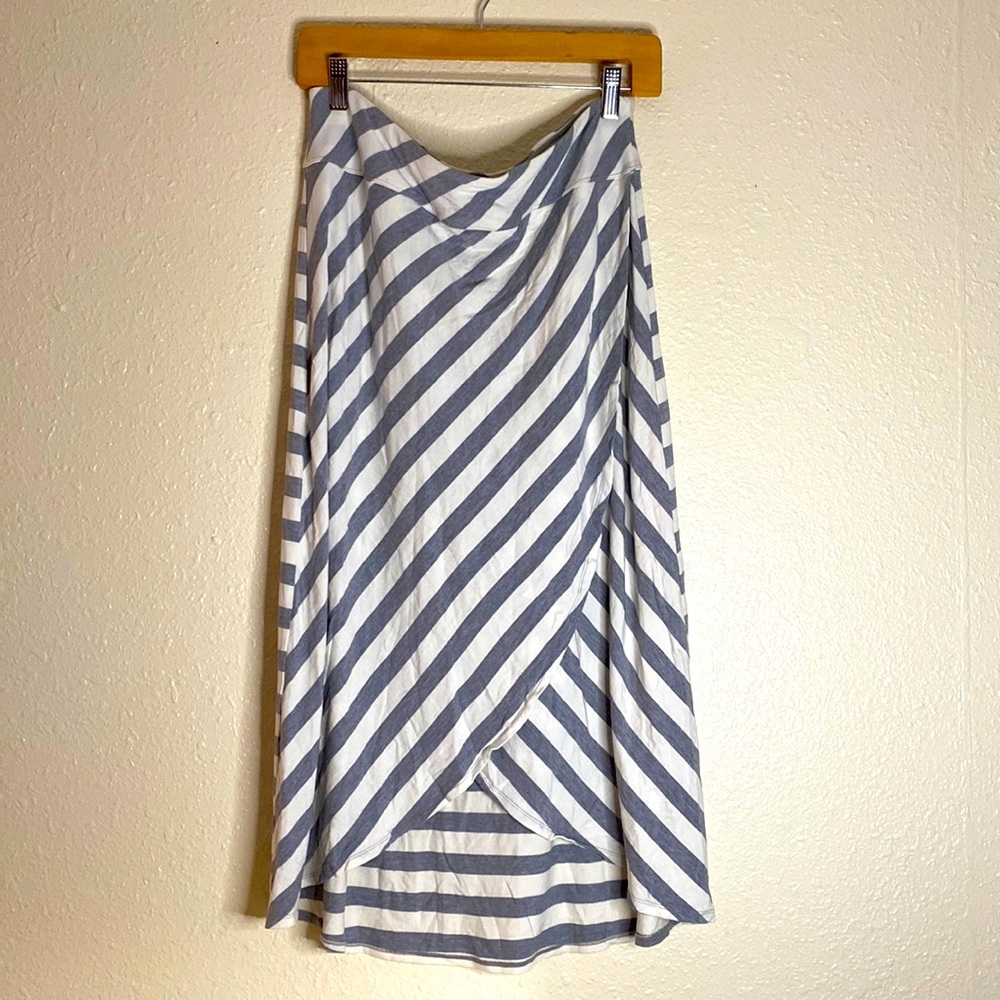 Athleta Womens Stripe Skirt size large